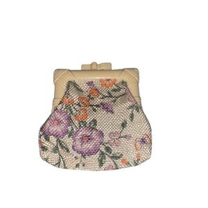 Jute Vintage Oriental Coin Purse 80s Floral
Jewelry/Change/Makeup Purse/Bag.